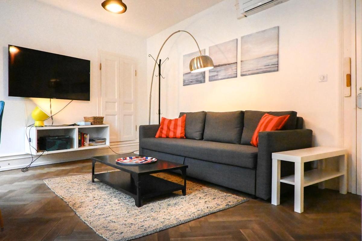 Les Appartements Rue des Veaux - Quartier Cathédrale Estrasburgo Exterior foto